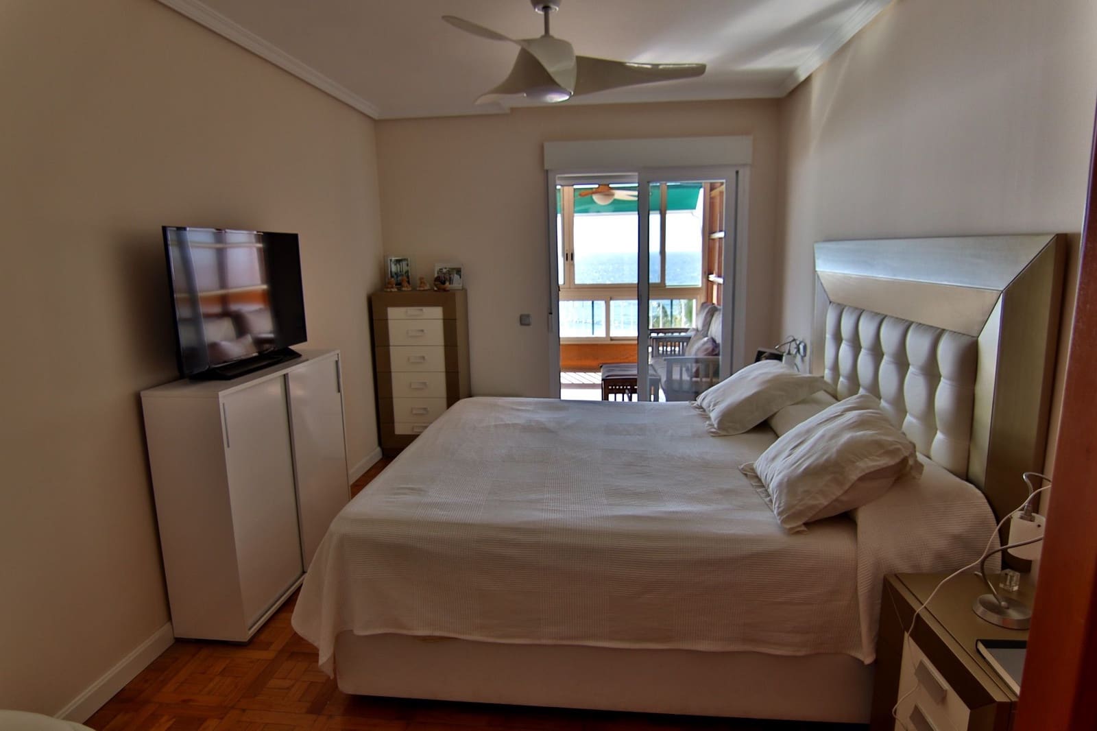 3 slaapkamer Appartement te koop in Benidorm met garage - € 595.000 (Ref: 9458619)