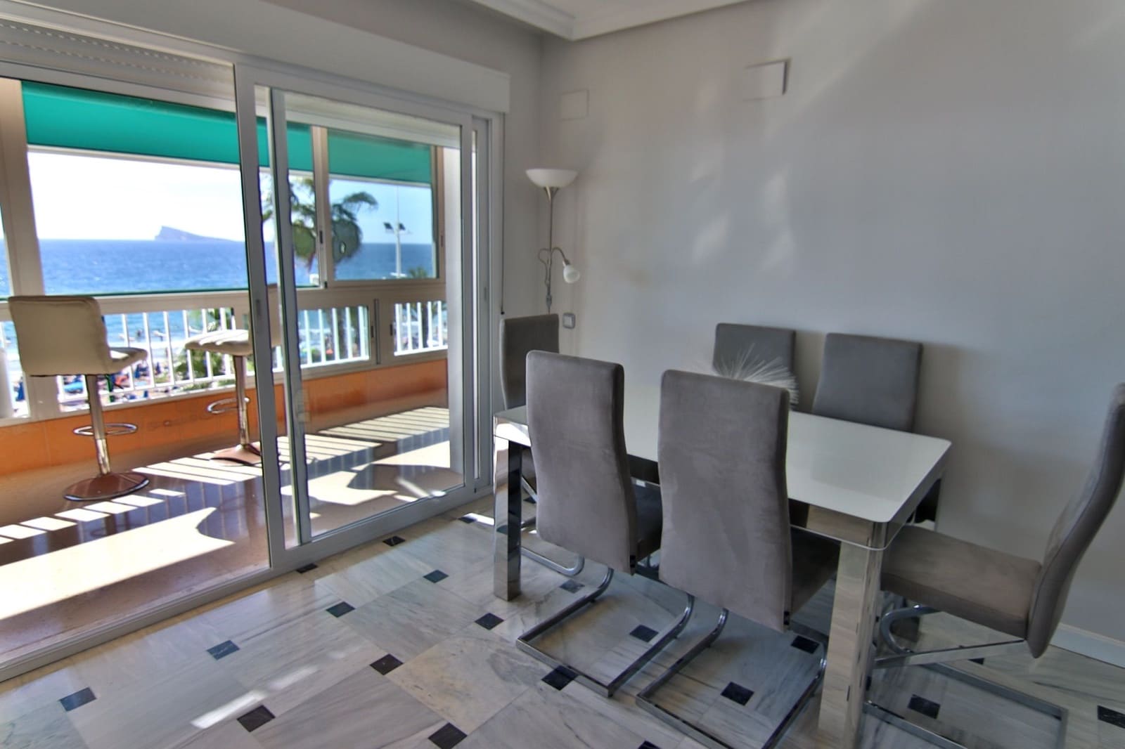 3 slaapkamer Appartement te koop in Benidorm met garage - € 595.000 (Ref: 9458619)