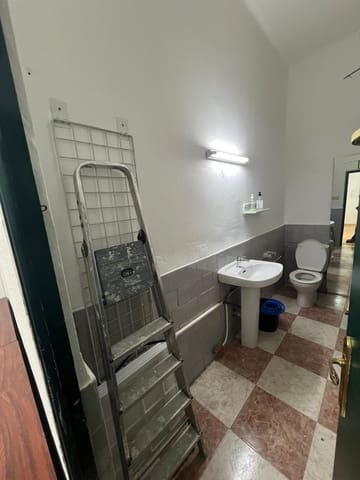 Commercieel te huur in Benidorm - € 1.100 (Ref: 9503821)