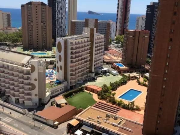 3 soveværelse Lejlighed til salg i Benidorm - € 349.999 (Ref: 9526081)