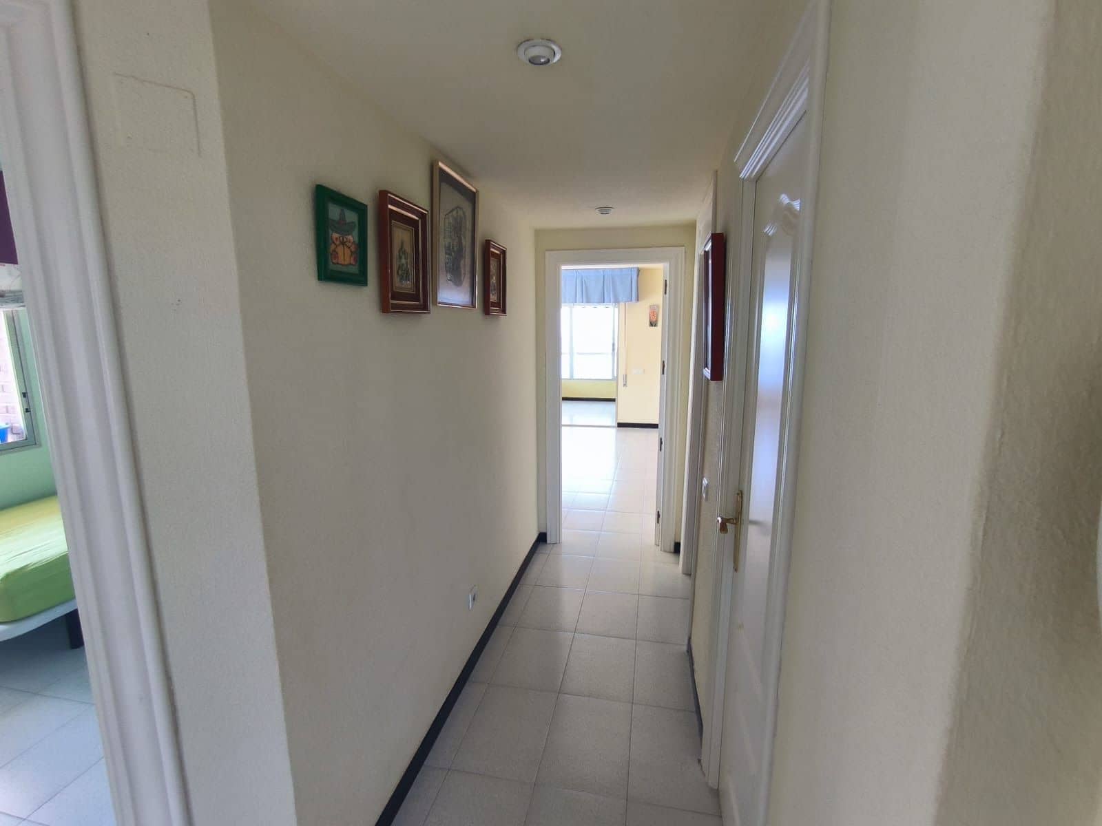 3 soveværelse Lejlighed til salg i Benidorm med swimmingpool garage - € 674.999 (Ref: 9536635)