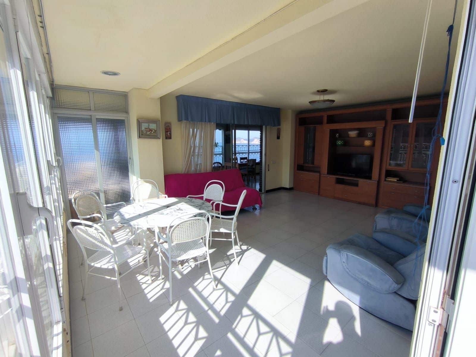 3 soveværelse Lejlighed til salg i Benidorm med swimmingpool garage - € 674.999 (Ref: 9536635)