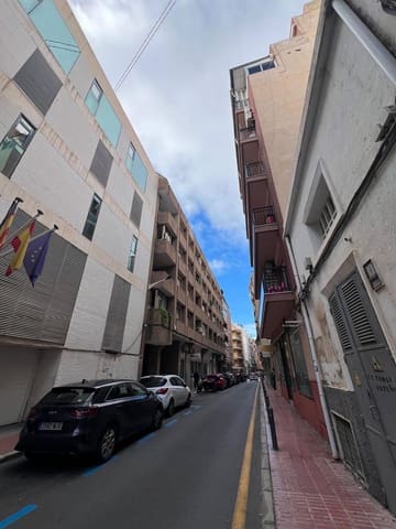 Commercial for rent in Benidorm - € 600 (Ref: 9543005)