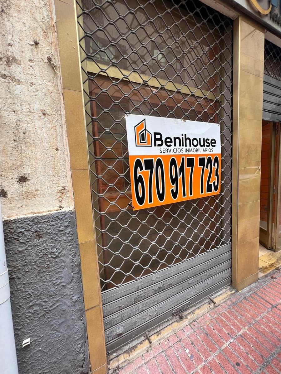 Commercial for rent in Benidorm - € 600 (Ref: 9543005)