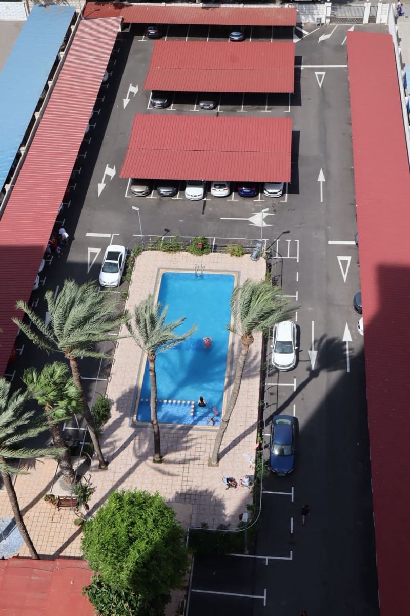1 soveværelse Lejlighed til salg i Benidorm med swimmingpool garage - € 269.000 (Ref: 9547522)