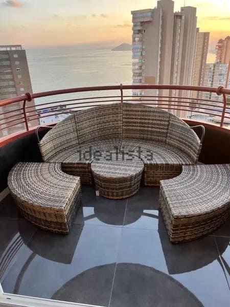 1 soveværelse Lejlighed til salg i Benidorm med swimmingpool - € 235.999 (Ref: 9547524)