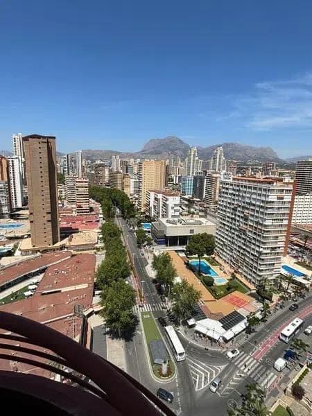 1 soveværelse Lejlighed til salg i Benidorm med swimmingpool - € 235.999 (Ref: 9547524)