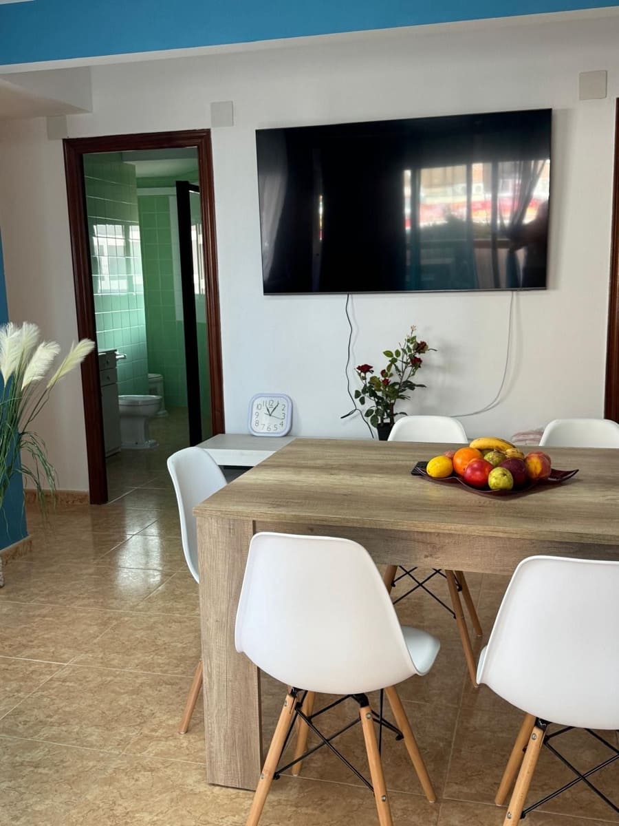 4 sovrum Lägenhet till salu i Benidorm med garage - 550 000 € (Ref: 9550595)