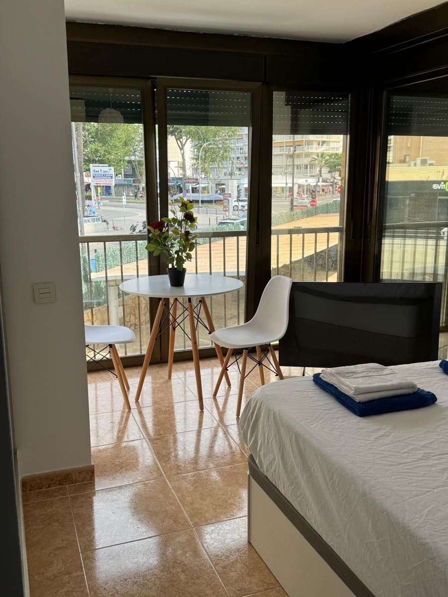 4 sovrum Lägenhet till salu i Benidorm med garage - 550 000 € (Ref: 9550595)