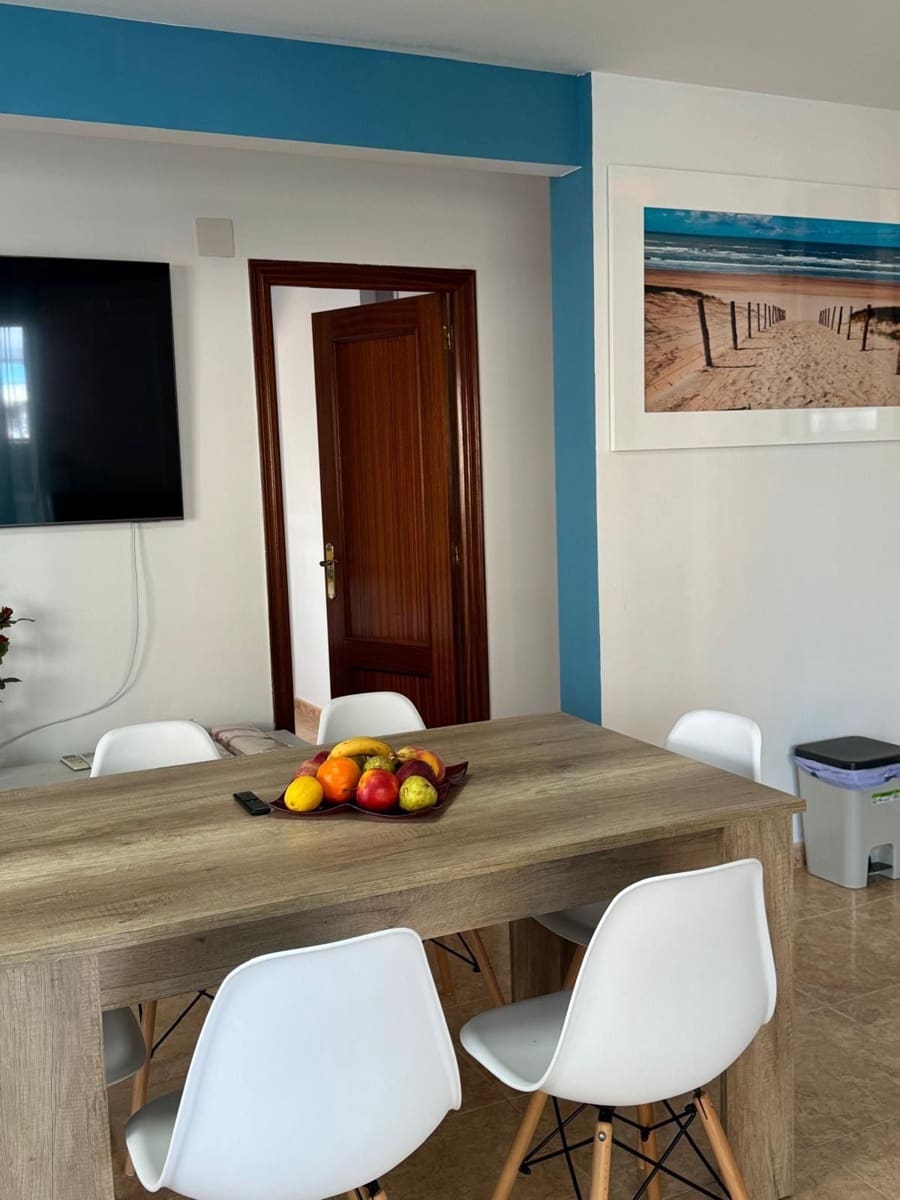 4 sovrum Lägenhet till salu i Benidorm med garage - 550 000 € (Ref: 9550595)