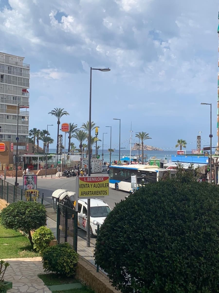 4 sovrum Lägenhet till salu i Benidorm med garage - 550 000 € (Ref: 9550595)