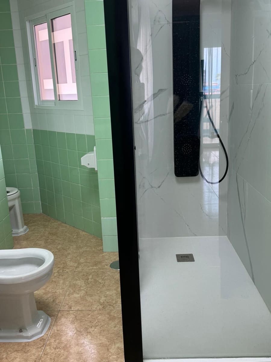 4 sovrum Lägenhet till salu i Benidorm med garage - 550 000 € (Ref: 9550595)