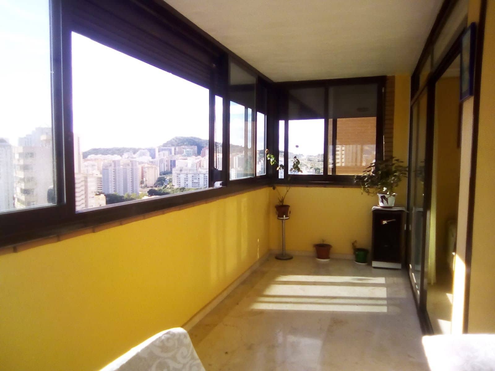 4 soveværelse Lejlighed til salg i Benidorm med garage - € 429.999 (Ref: 9564293)