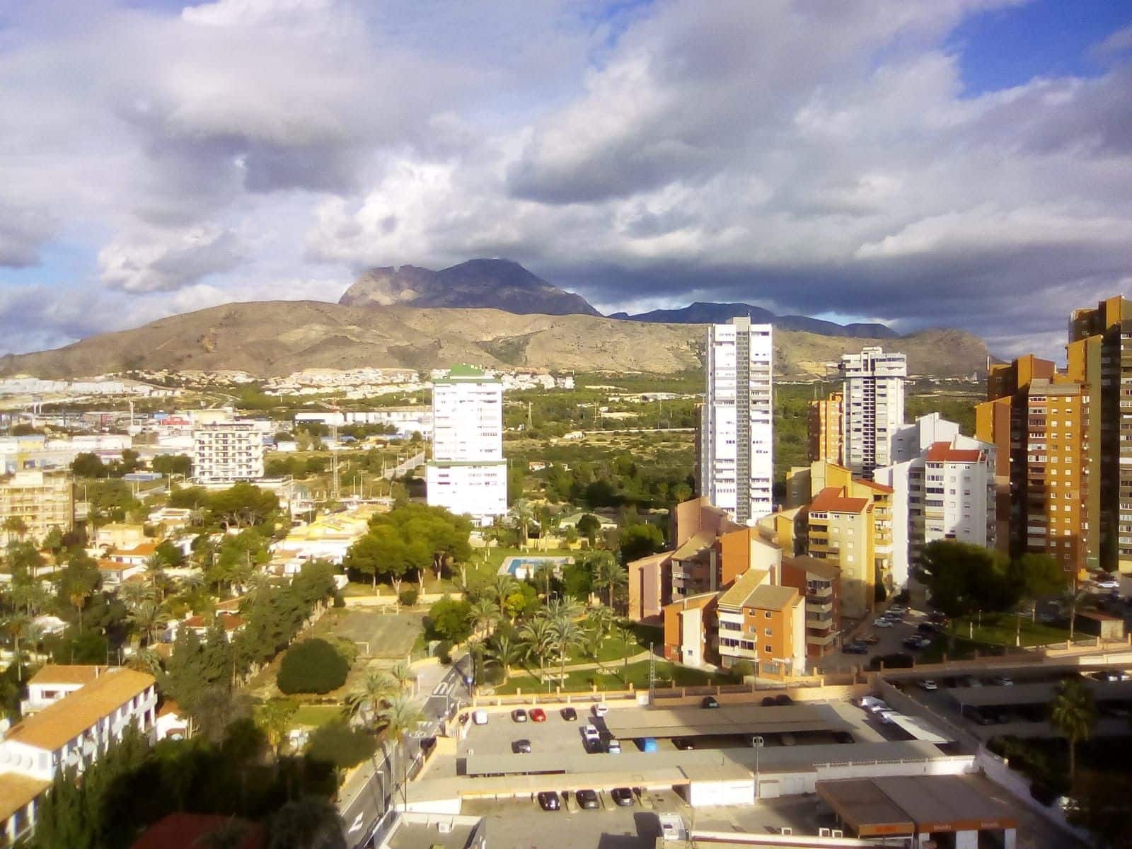 4 soveværelse Lejlighed til salg i Benidorm med garage - € 429.999 (Ref: 9564293)