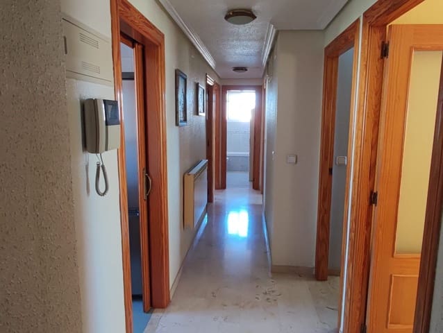 4 soveværelse Lejlighed til salg i Benidorm med garage - € 429.999 (Ref: 9564293)