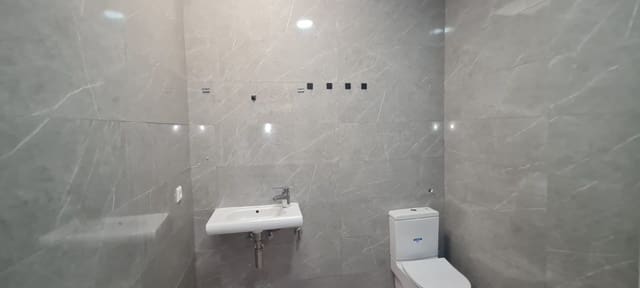 Local Commercial à louer à Altea - 1 800 € (Ref: 9567988)