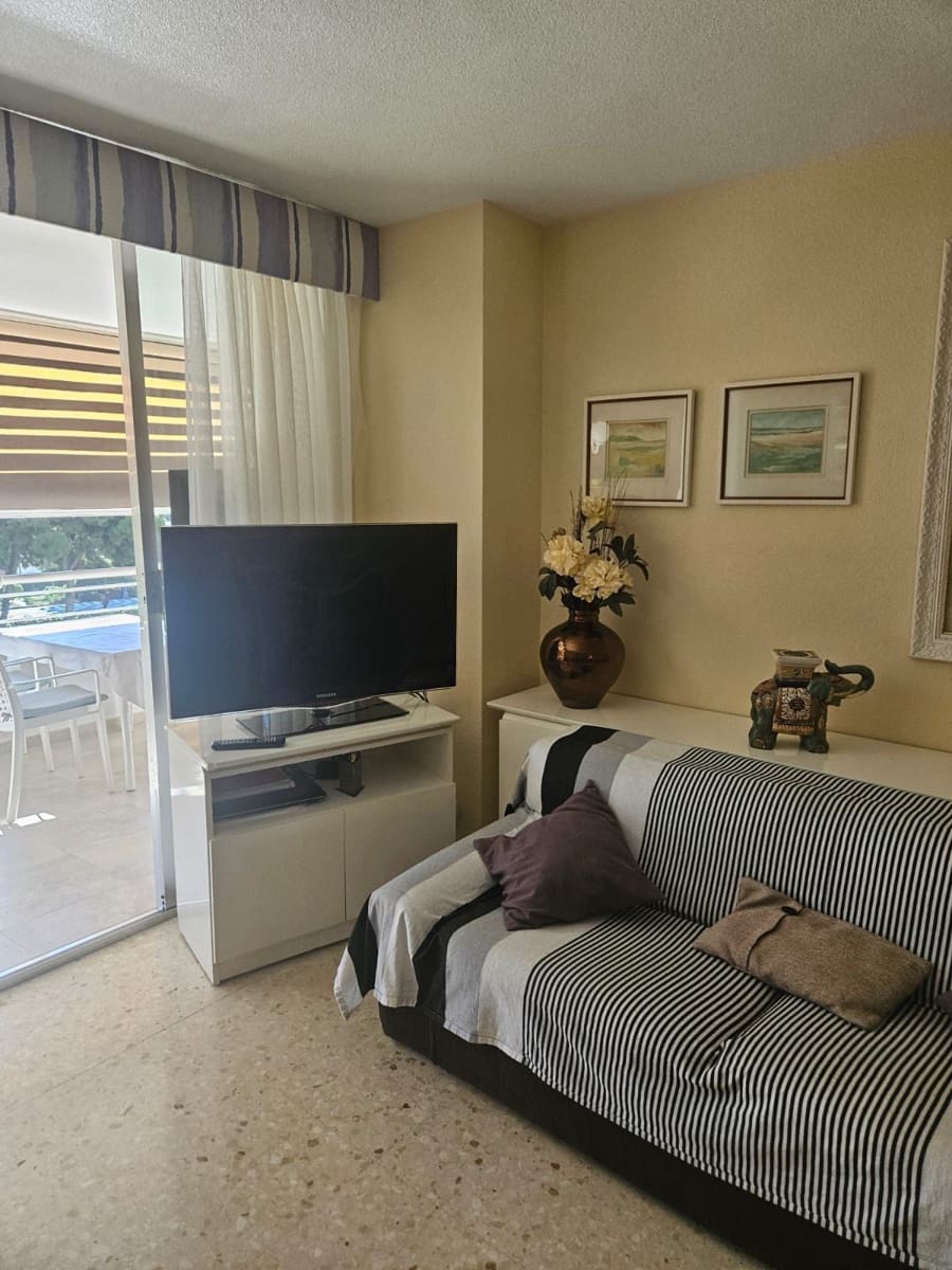 3 soveværelse Lejlighed til salg i Benidorm med swimmingpool garage - € 410.000 (Ref: 9573941)