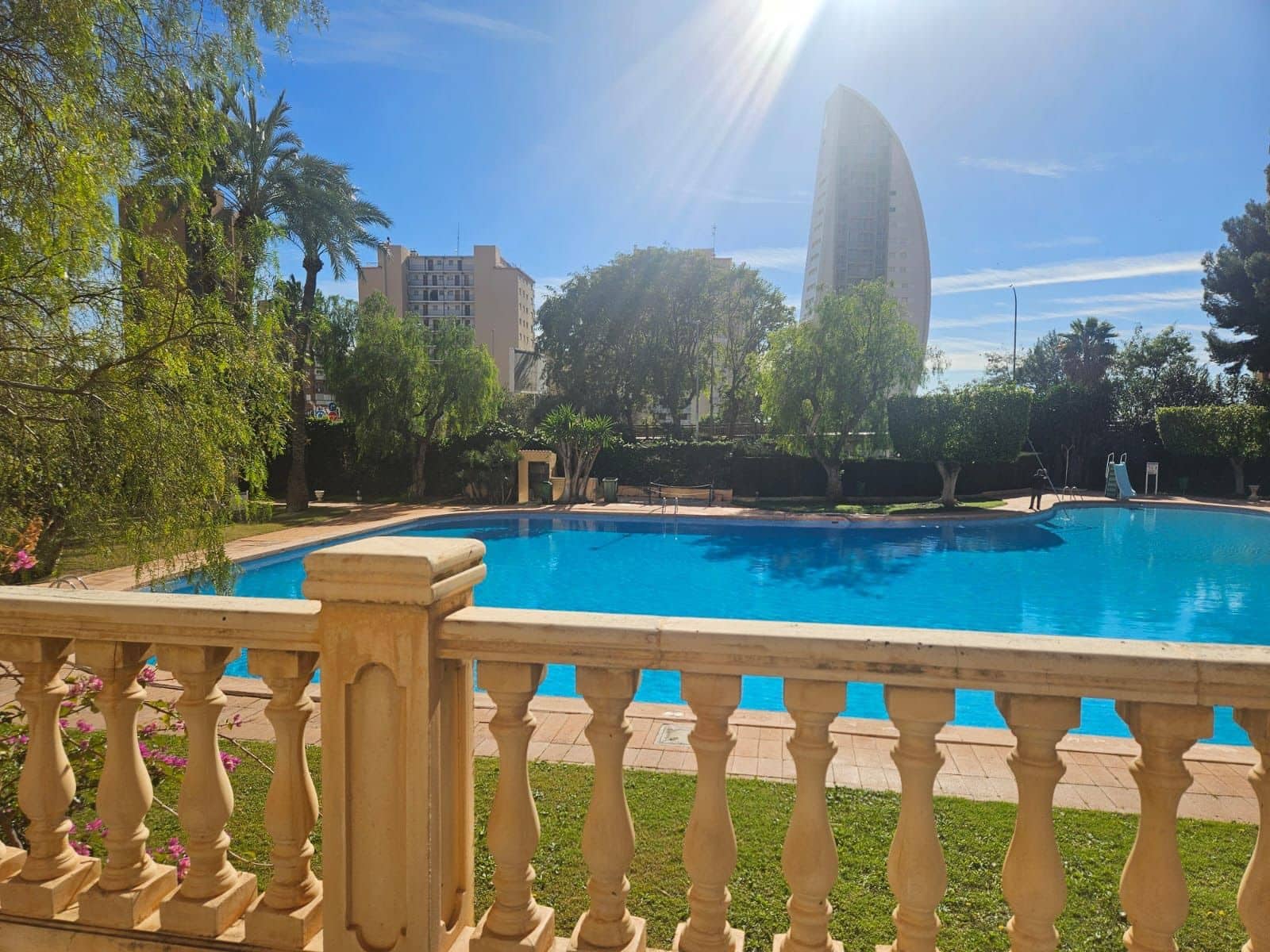 3 soveværelse Lejlighed til salg i Benidorm med swimmingpool garage - € 410.000 (Ref: 9573941)