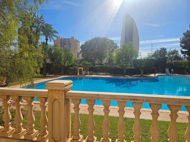3 soveværelse Lejlighed til salg i Benidorm med swimmingpool garage - € 410.000 (Ref: 9573941)