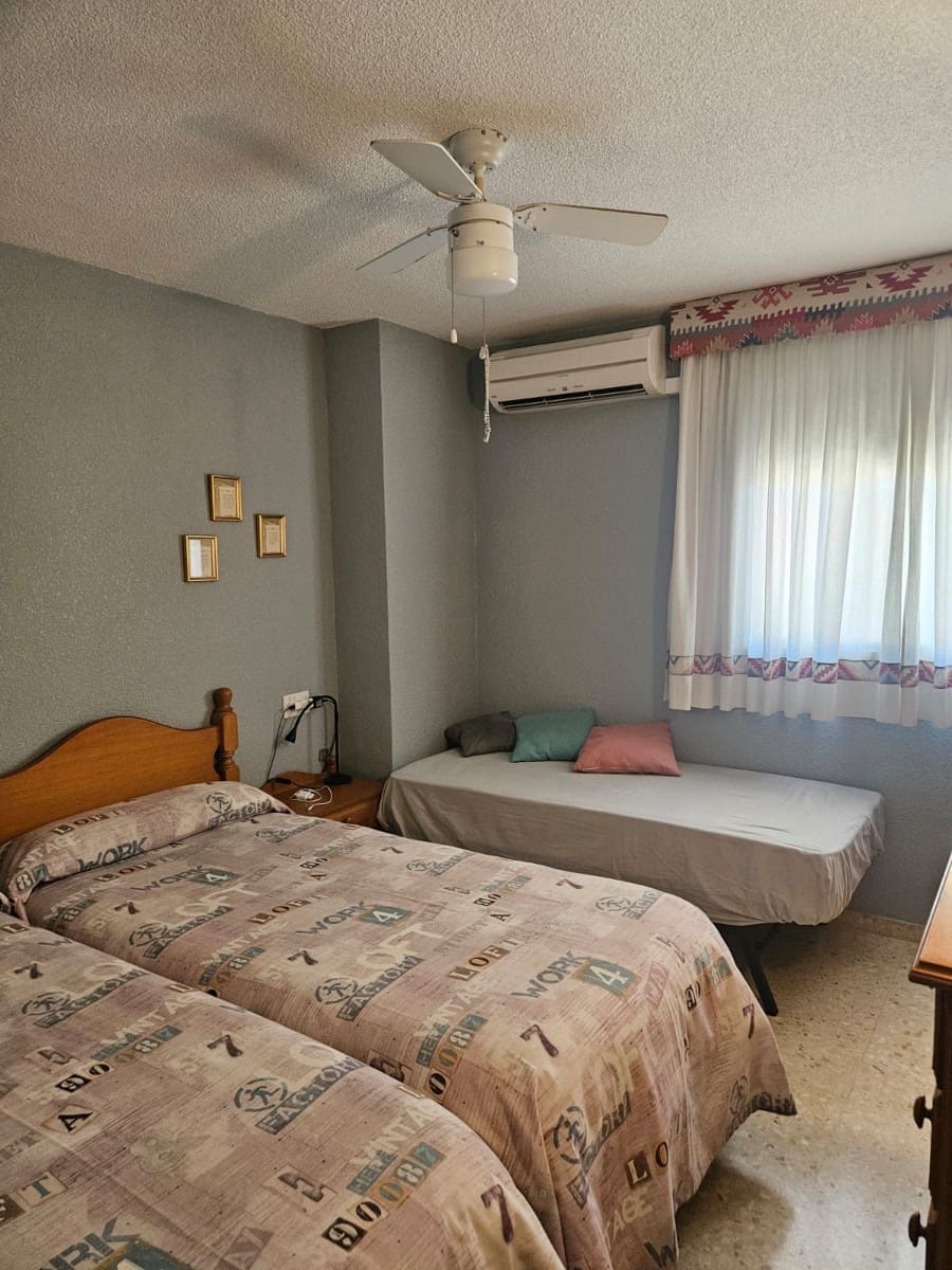 3 soveværelse Lejlighed til salg i Benidorm med swimmingpool garage - € 410.000 (Ref: 9573941)