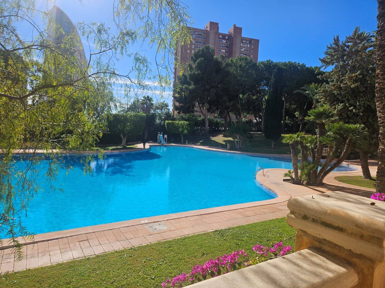 3 soveværelse Lejlighed til salg i Benidorm med swimmingpool garage - € 410.000 (Ref: 9573941)
