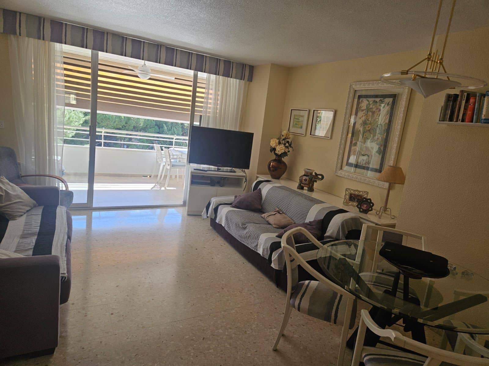 3 soveværelse Lejlighed til salg i Benidorm med swimmingpool garage - € 410.000 (Ref: 9573941)