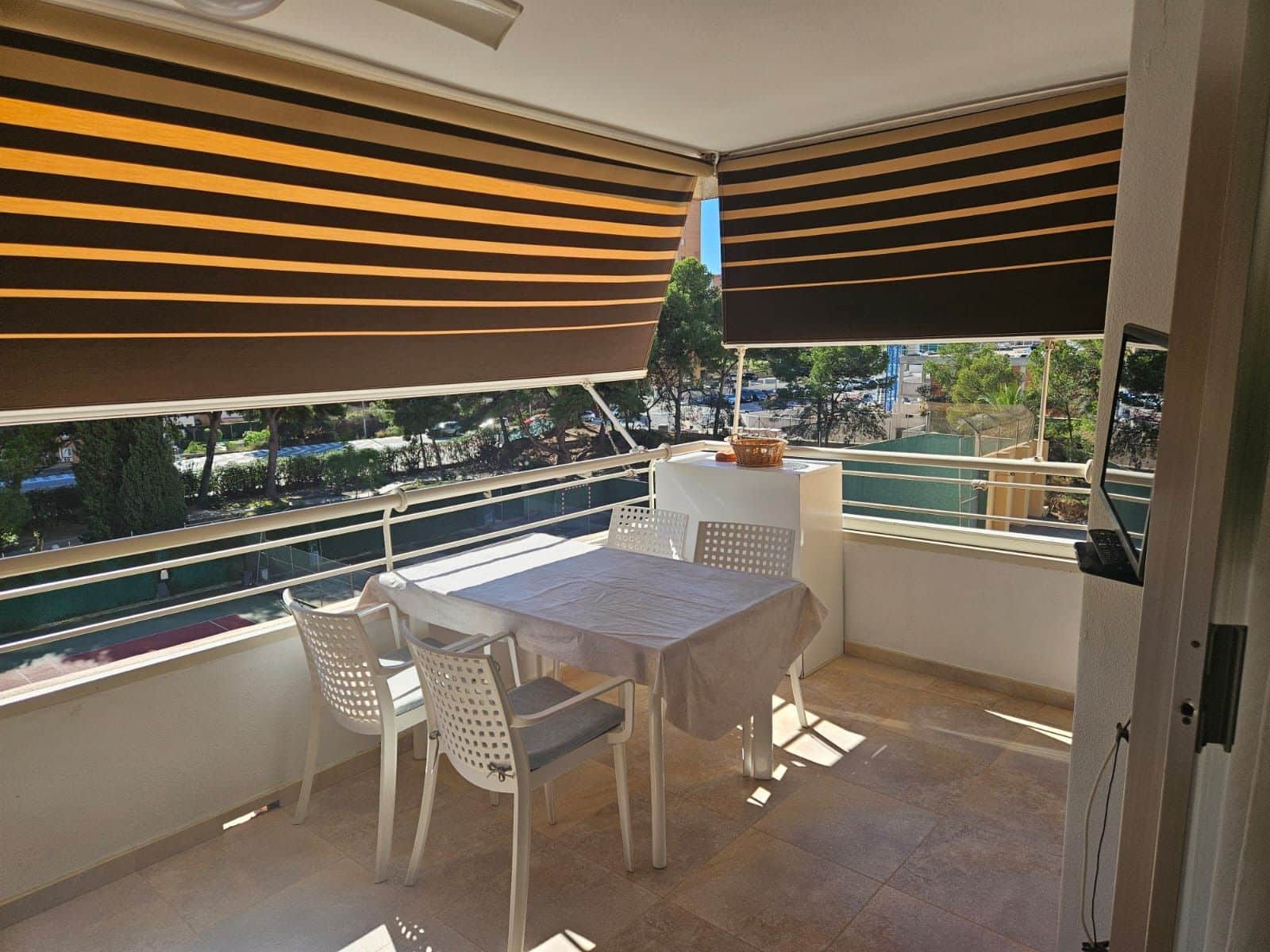 3 soveværelse Lejlighed til salg i Benidorm med swimmingpool garage - € 410.000 (Ref: 9573941)