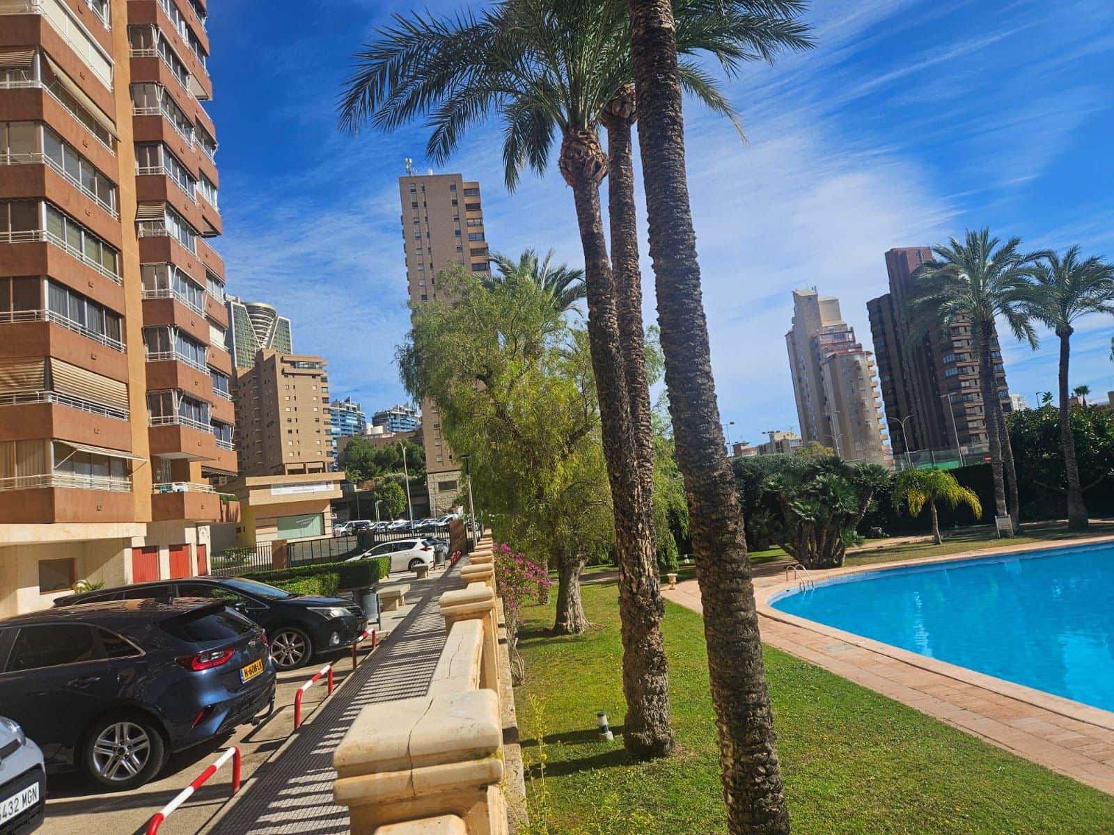 3 soveværelse Lejlighed til salg i Benidorm med swimmingpool garage - € 410.000 (Ref: 9573941)