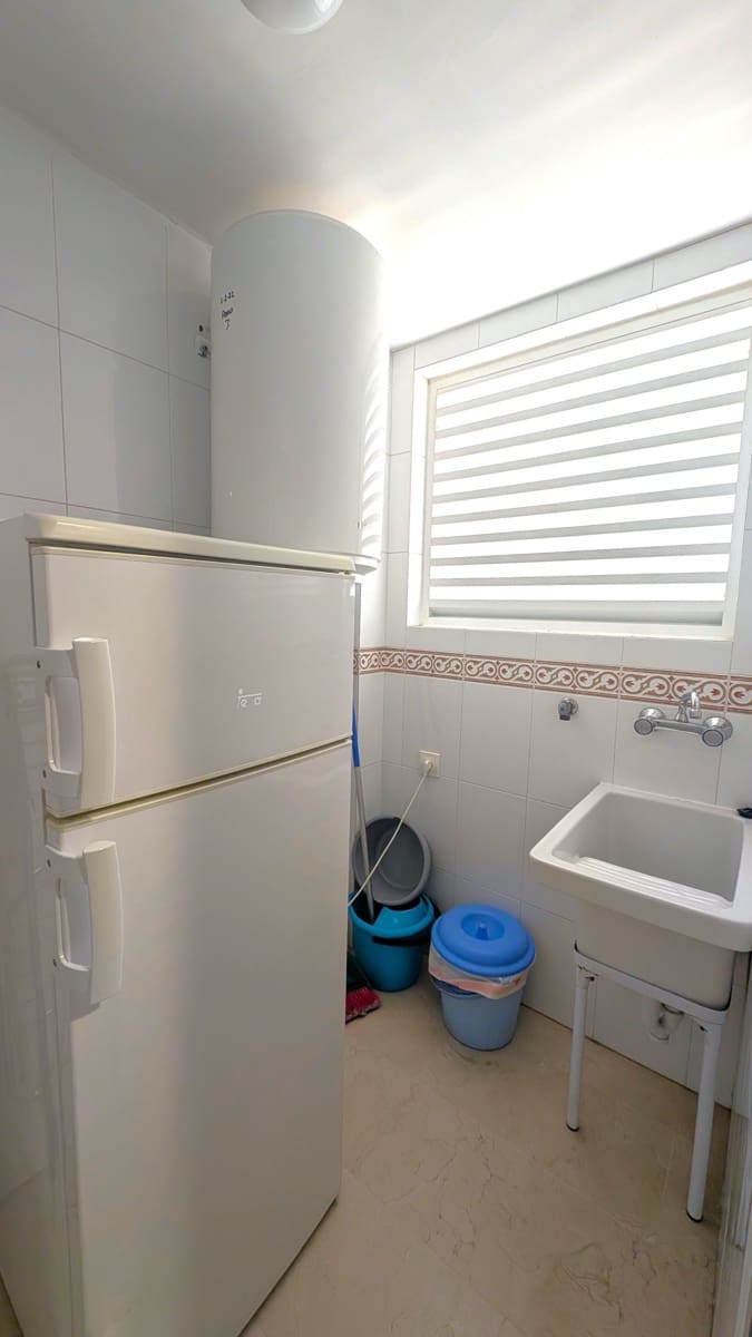 1 slaapkamer Appartement te koop in Benidorm met zwembad - € 259.999 (Ref: 9585337)