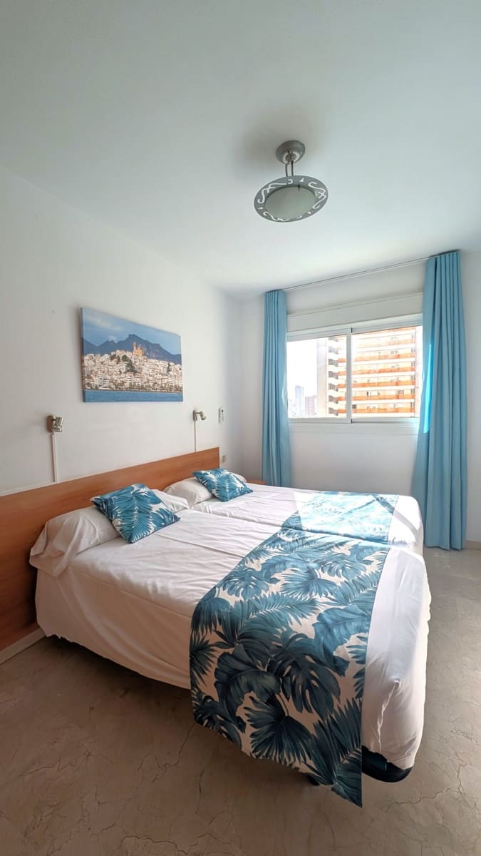 1 slaapkamer Appartement te koop in Benidorm met zwembad - € 259.999 (Ref: 9585337)