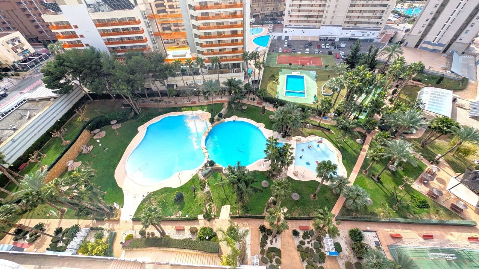 1 slaapkamer Appartement te koop in Benidorm met zwembad - € 259.999 (Ref: 9585337)