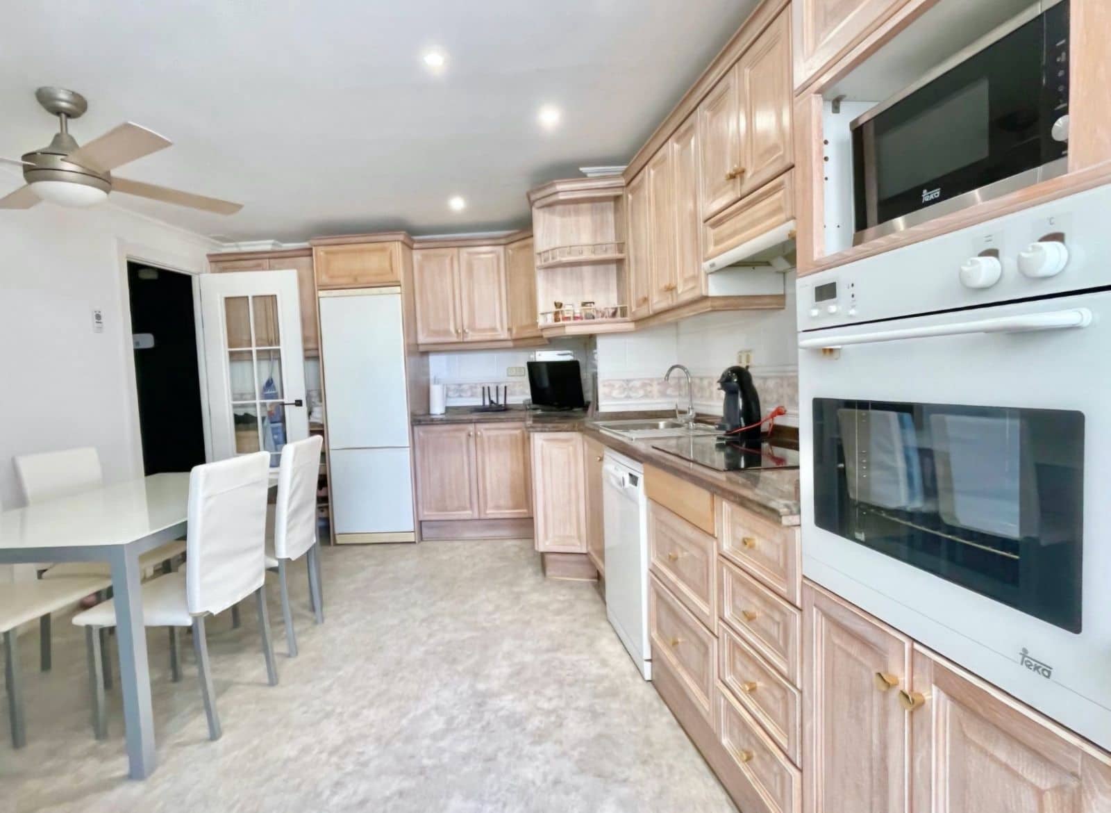 3 sovrum Lägenhet till salu i Benidorm - 700 000 € (Ref: 9594598)