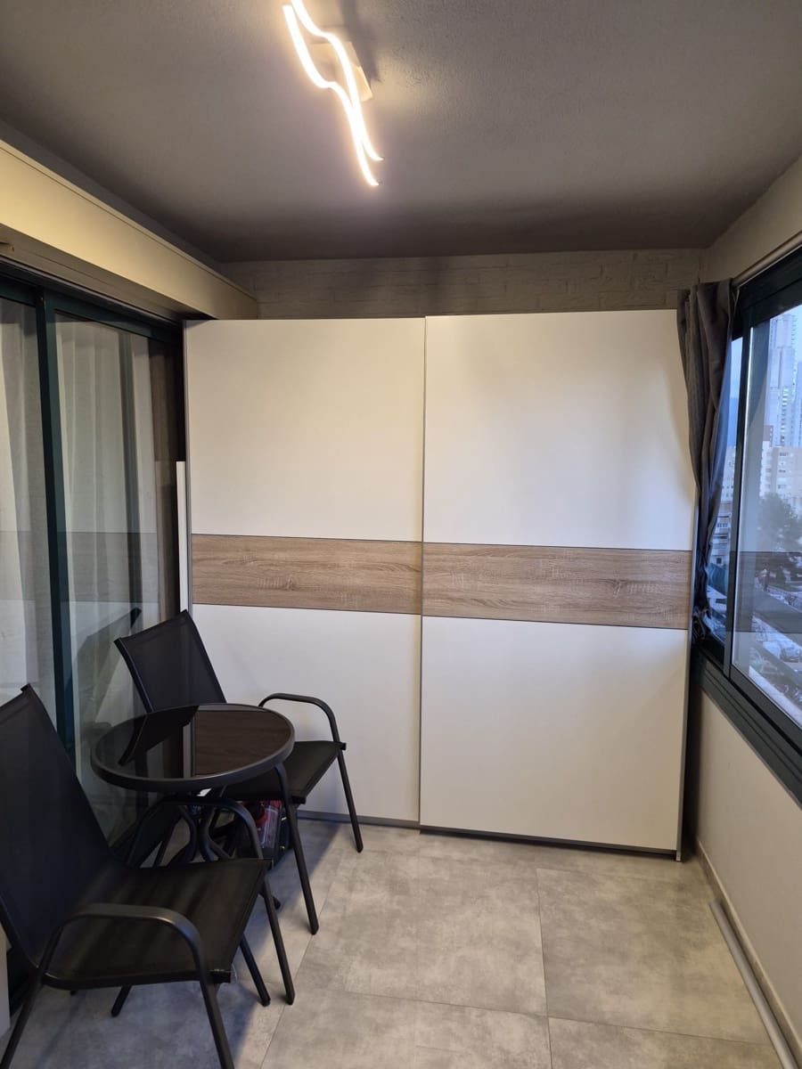 1 sovrum Lägenhet till salu i Benidorm med pool - 184 999 € (Ref: 9594599)