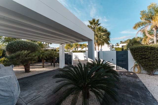 3 soverom Villa til salgs i Moraira, Teulada-Moraira med svømmebasseng - € 1 495 000 (Ref: 10062766)