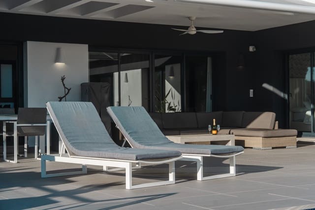 3 soverom Villa til salgs i Moraira, Teulada-Moraira med svømmebasseng - € 1 495 000 (Ref: 10062766)