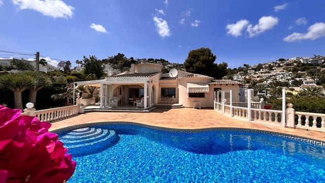 3 soveværelse Villa til salg i Benimeit - Tabaira, Teulada-Moraira med swimmingpool garage - € 849.000 (Ref: 9111599)