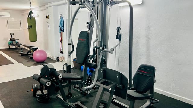 4 makuuhuone Huvila myytävänä paikassa Paichi, Teulada-Moraira mukana uima-altaan 
autotalli - 1 650 000 € (Ref: 9111600)