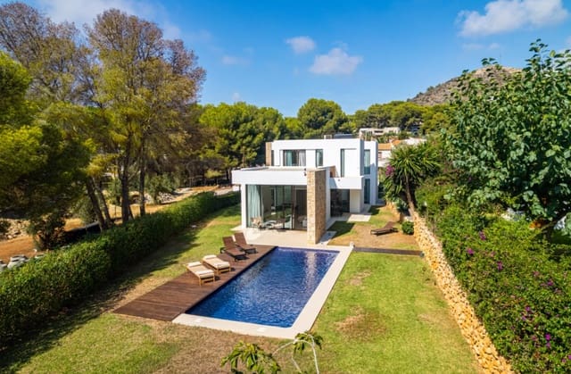 5 bedroom Villa for sale in Moraira, Teulada-Moraira with pool garage - € 2,300,000 (Ref: 9348452)