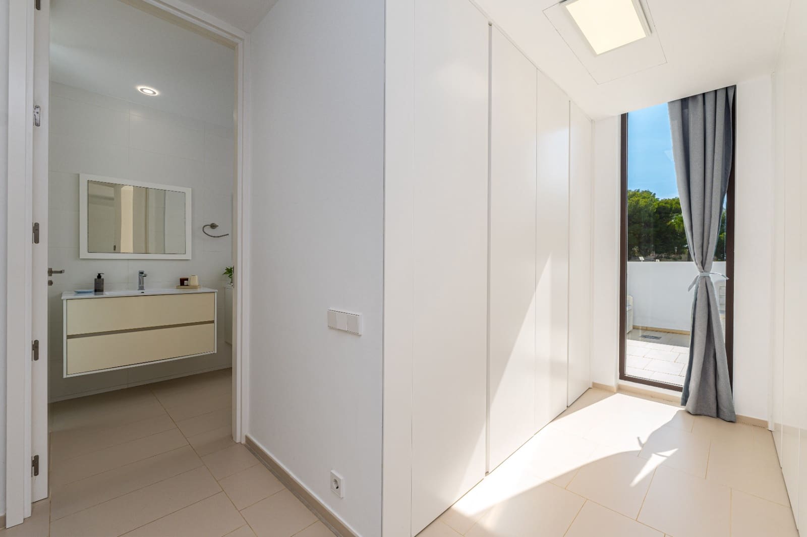 5 bedroom Villa for sale in Moraira with pool garage - € 2,300,000 (Ref: 9348452)