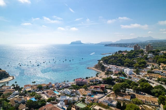 5 bedroom Villa for sale in Moraira, Teulada-Moraira with pool garage - € 2,300,000 (Ref: 9348452)