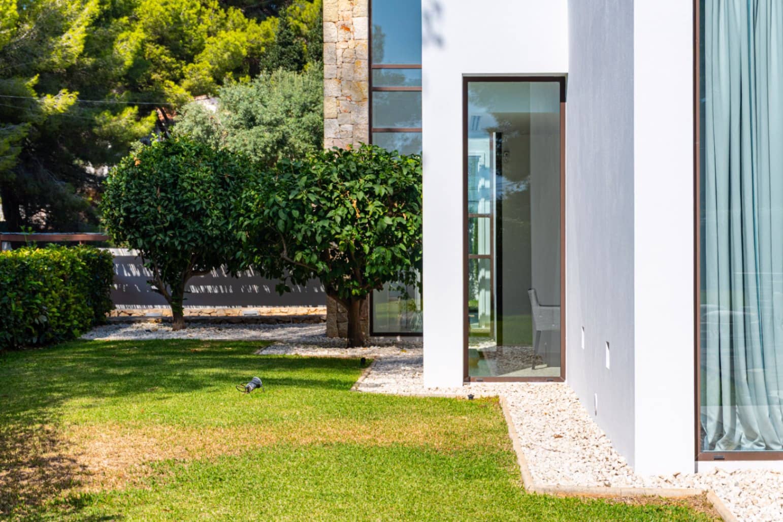 5 bedroom Villa for sale in Moraira with pool garage - € 2,300,000 (Ref: 9348452)