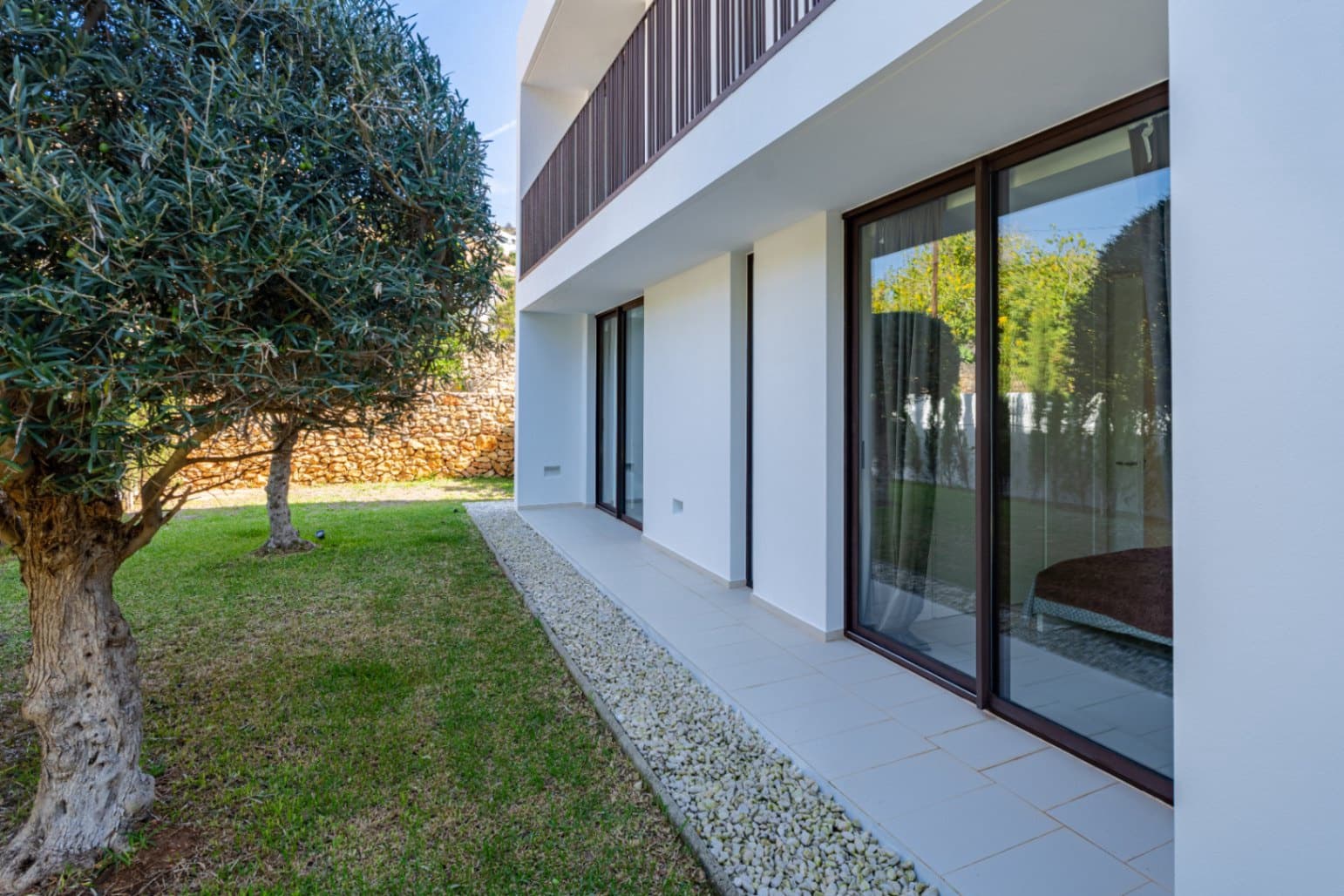 5 bedroom Villa for sale in Moraira with pool garage - € 2,300,000 (Ref: 9348452)