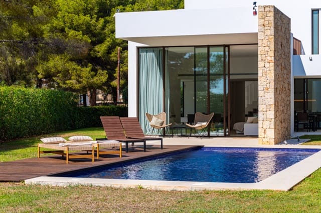 5 bedroom Villa for sale in Moraira, Teulada-Moraira with pool garage - € 2,300,000 (Ref: 9348452)