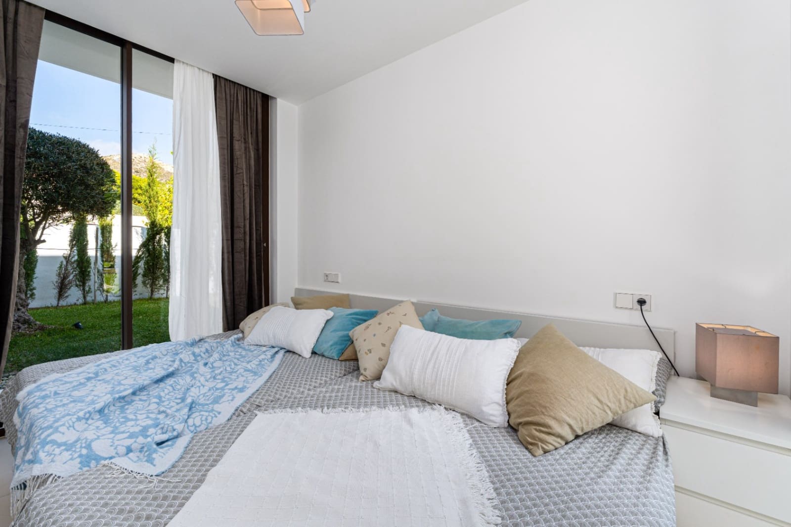 5 bedroom Villa for sale in Moraira with pool garage - € 2,300,000 (Ref: 9348452)