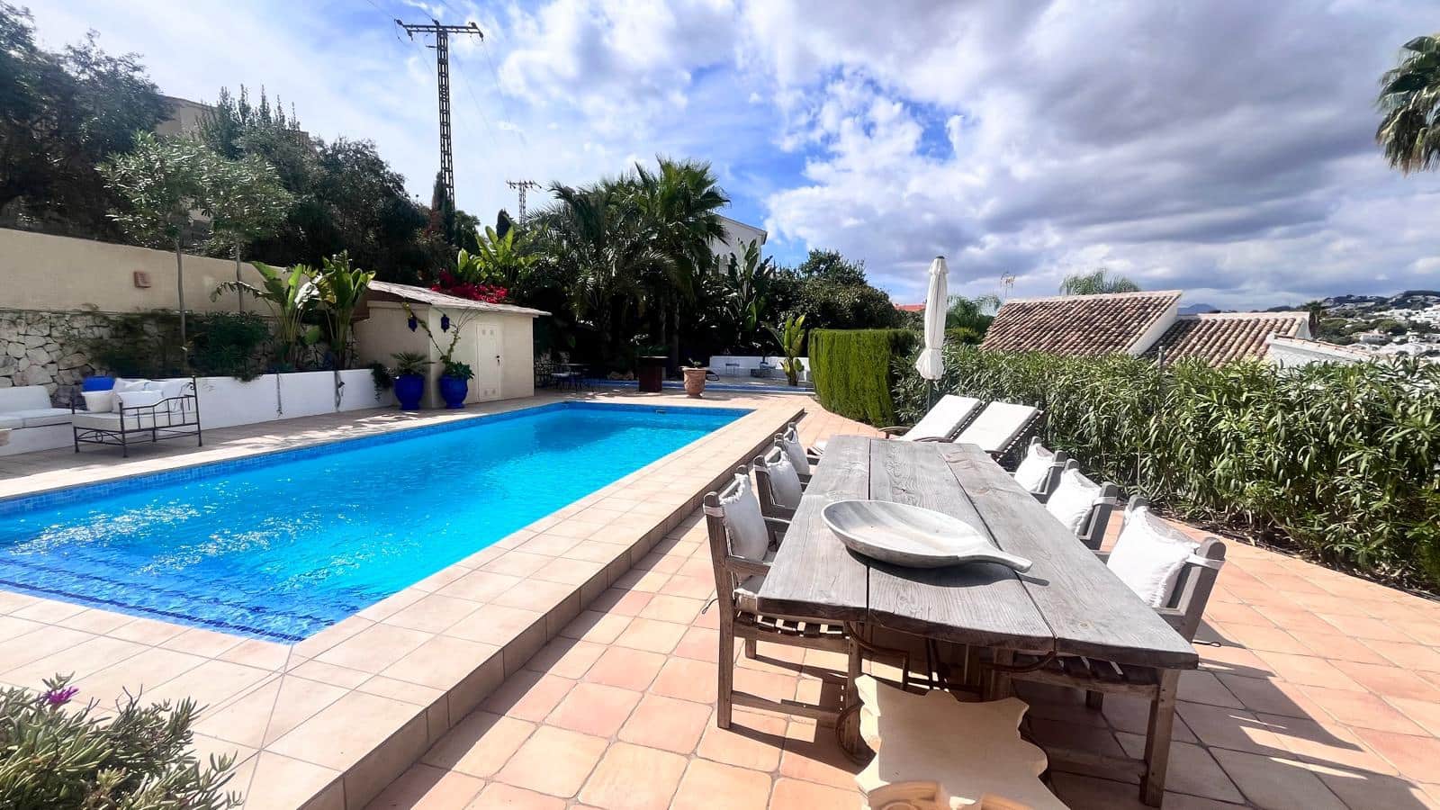 2 soveværelse Villa til salg i Moraira med swimmingpool garage - € 695.000 (Ref: 9348457)