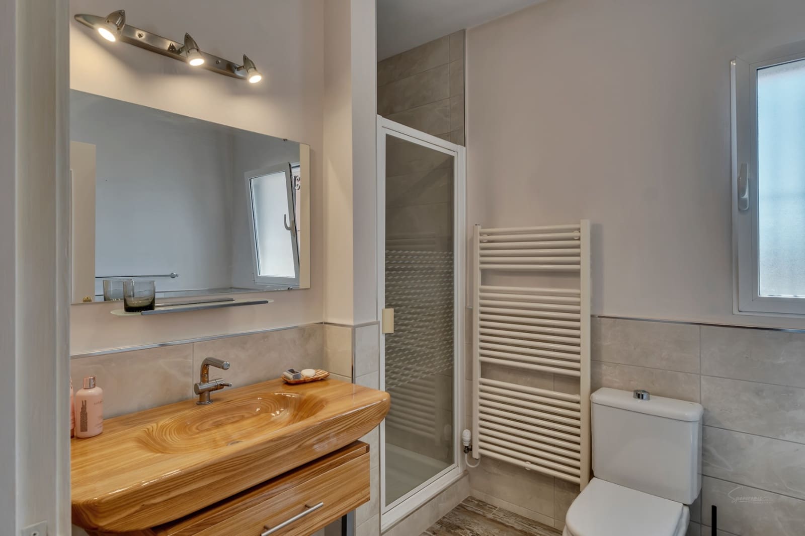 4 bedroom Villa for sale in Jalon / Xalo with garage - € 595,000 (Ref: 9449279)