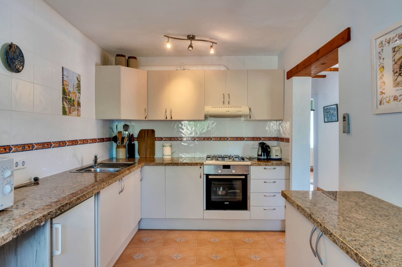 4 bedroom Villa for sale in Jalon / Xalo with garage - € 595,000 (Ref: 9449279)