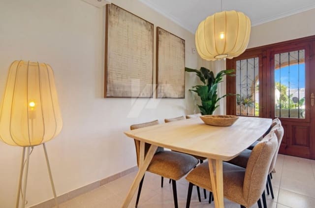 2 sypialnia Willa na sprzedaż w Pinar del Advocat - Cometa, Teulada-Moraira z basenem garażem - 695 000 € (Ref: 9449281)