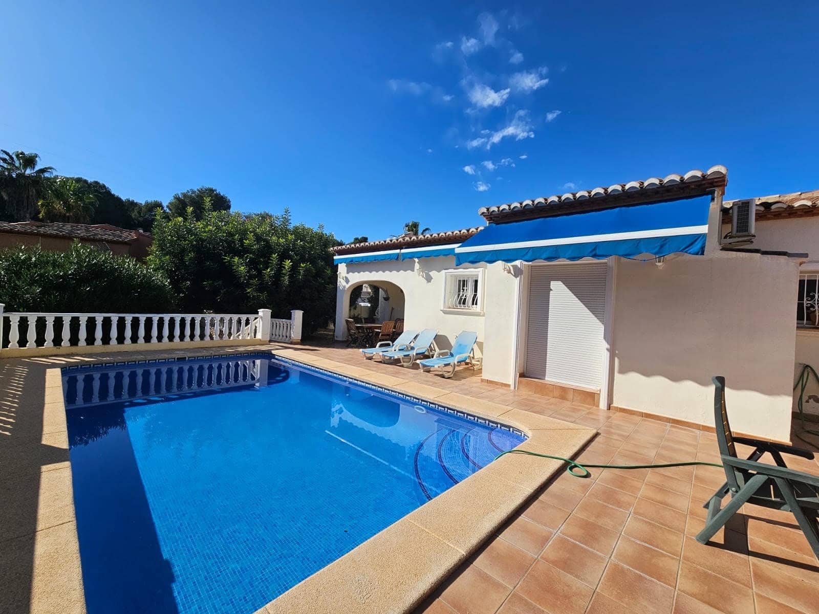 4 chambre Villa/Maison à vendre à Moraira avec piscine garage - 590 000 € (Ref: 9449282)