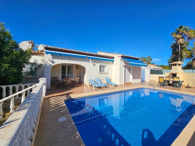 4 slaapkamer Villa te koop in Pinar del Advocat - Cometa, Teulada-Moraira met zwembad garage - € 625.000 (Ref: 9449282)